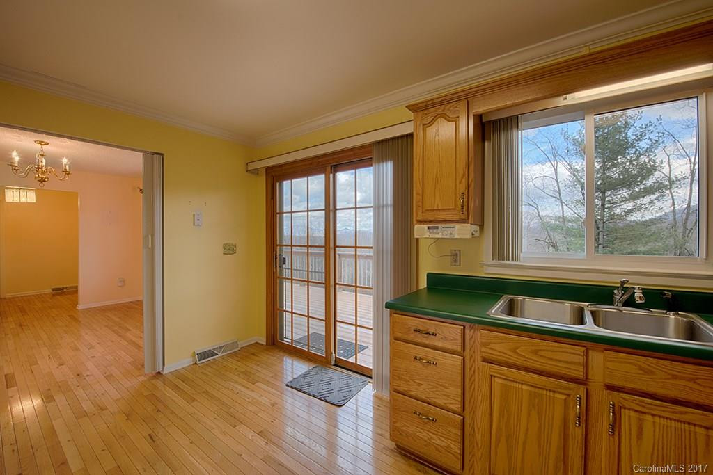40 Adams Street - Photo 17