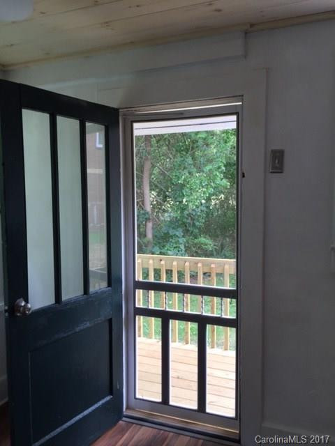 42 Main Street - Photo 2