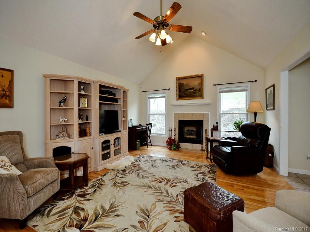 4 Sage Drive - Photo 3