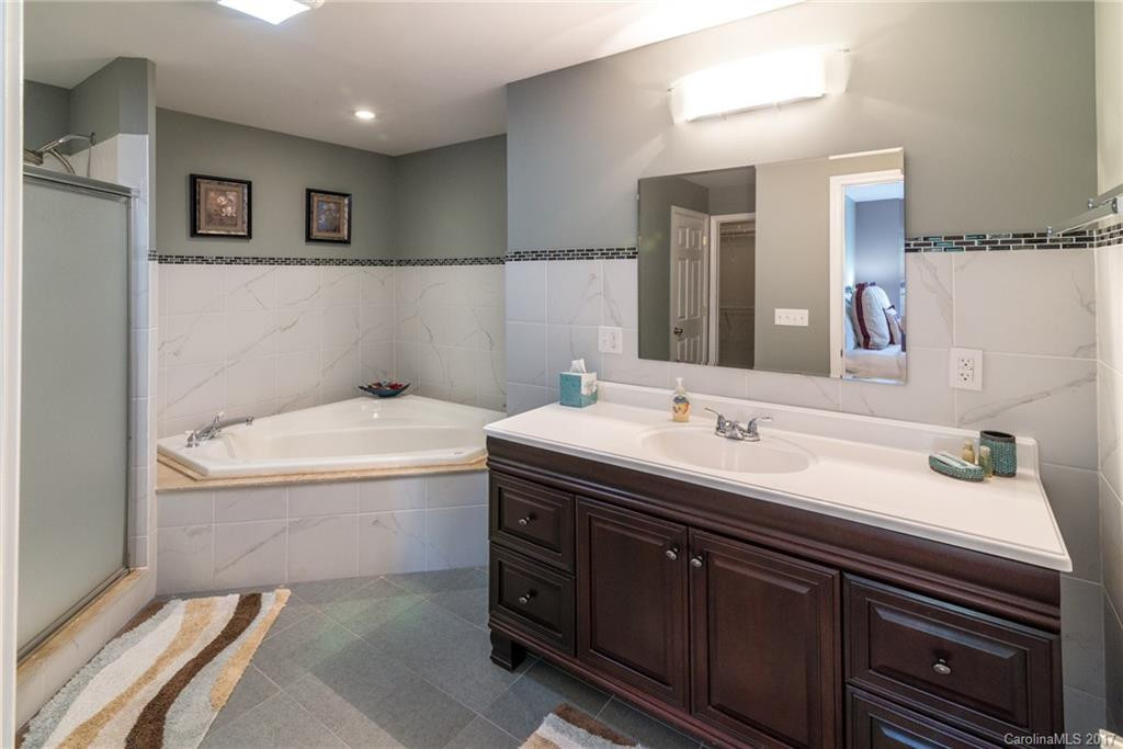 184 Aurora Drive - Photo 13