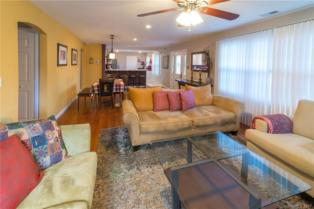 184 Aurora Drive - Photo 5
