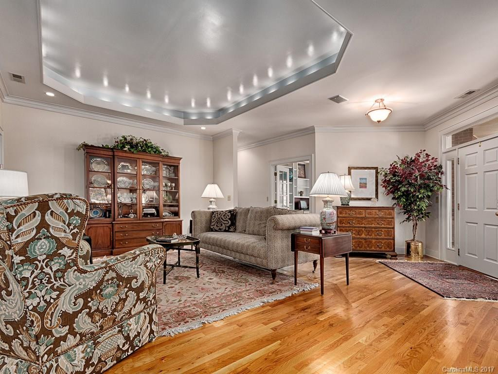 507 Pinchot Drive - Photo 4