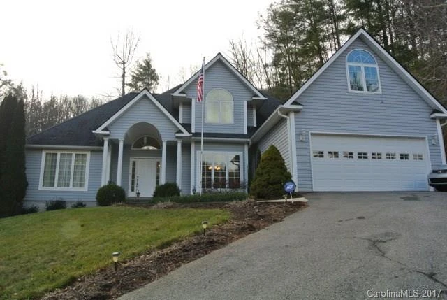 306 Golden Hawk Trail