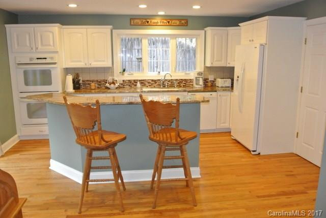 306 Golden Hawk Trail - Photo 4