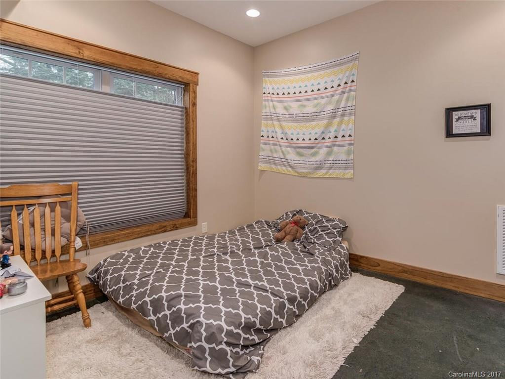 39 Houston Street - Photo 18