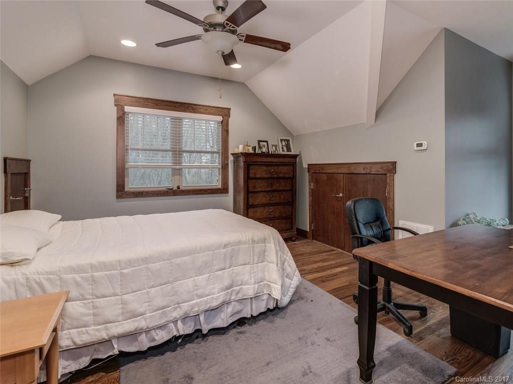 39 Houston Street - Photo 8