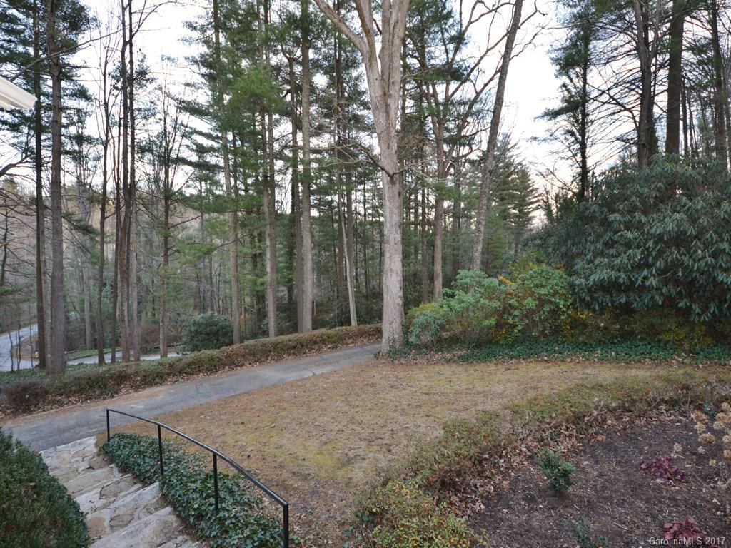 1031 Indian Hill Road - Photo 2