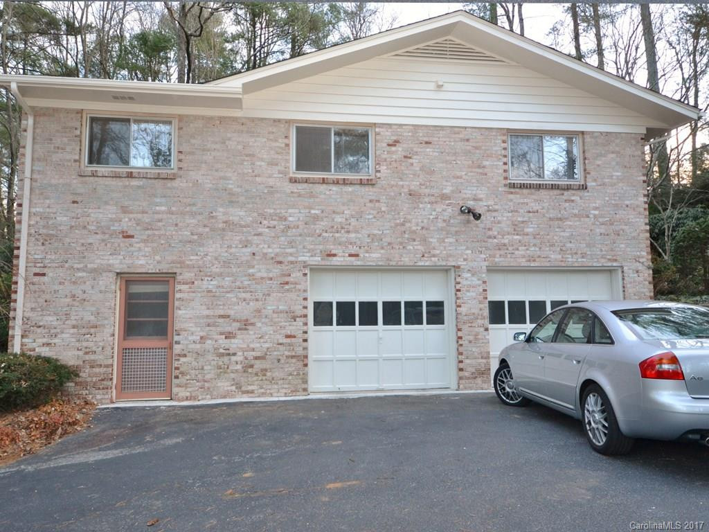 1031 Indian Hill Road - Photo 3