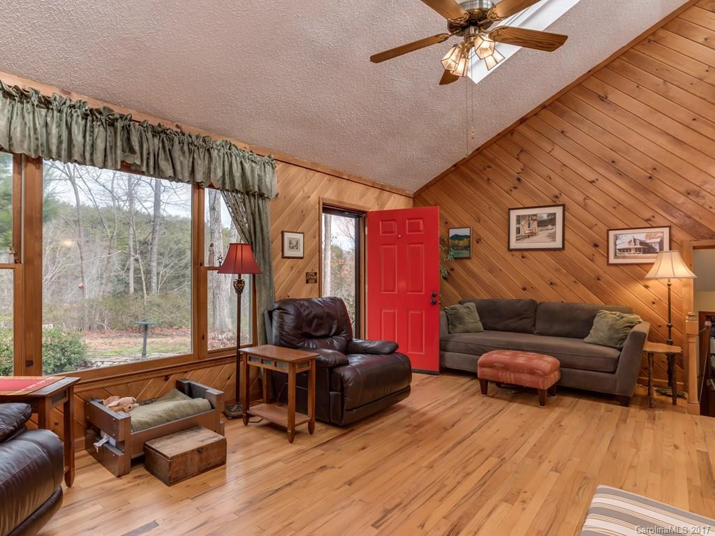 9374 Holbert Cove Road - Photo 3