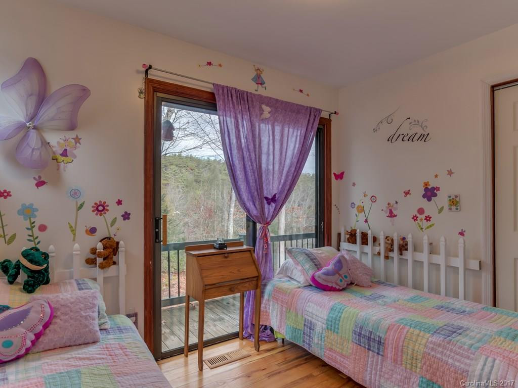 9374 Holbert Cove Road - Photo 6