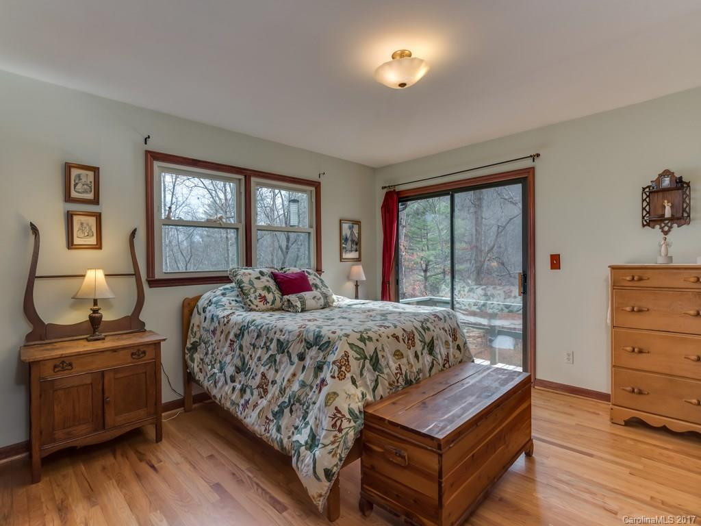 9374 Holbert Cove Road - Photo 8