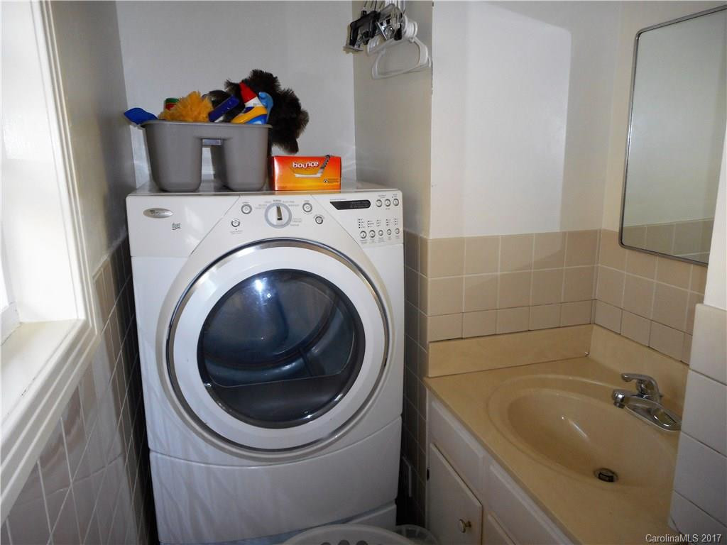 244 Crestview Street - Photo 16