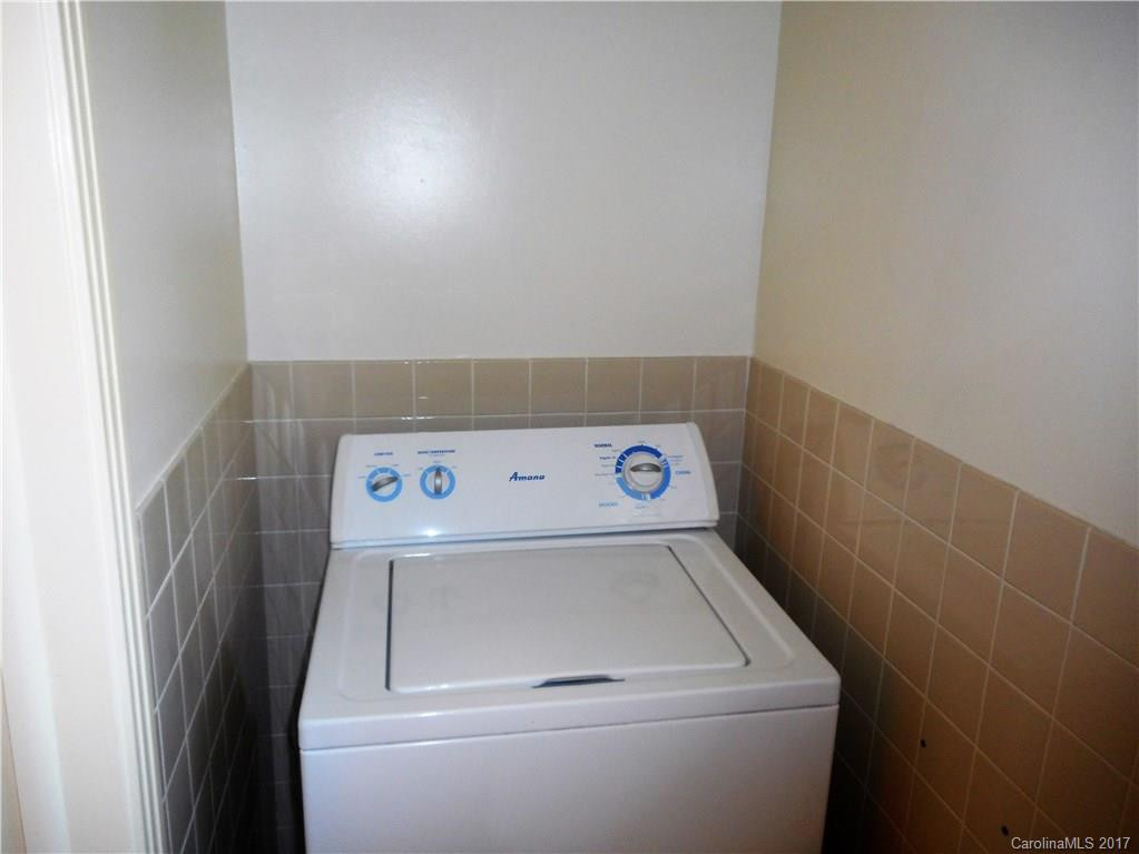 244 Crestview Street - Photo 17