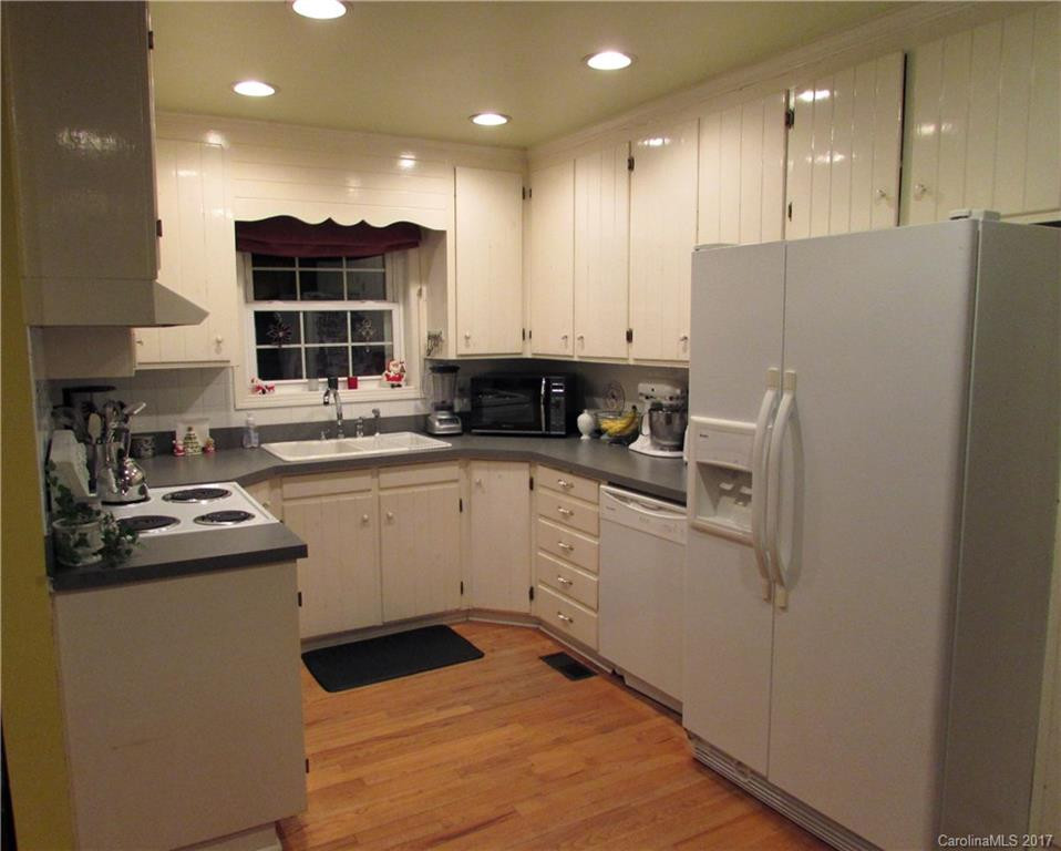 244 Crestview Street - Photo 7