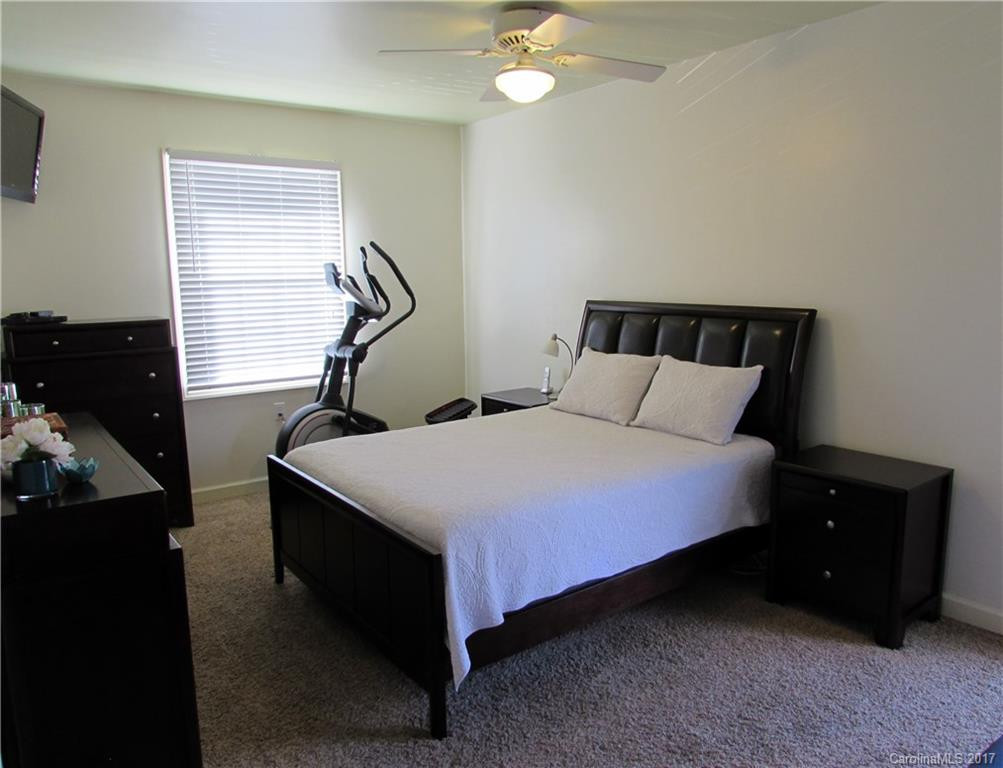 244 Crestview Street - Photo 8