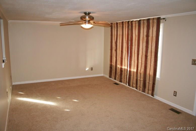 1597 Cove Road - Photo 3