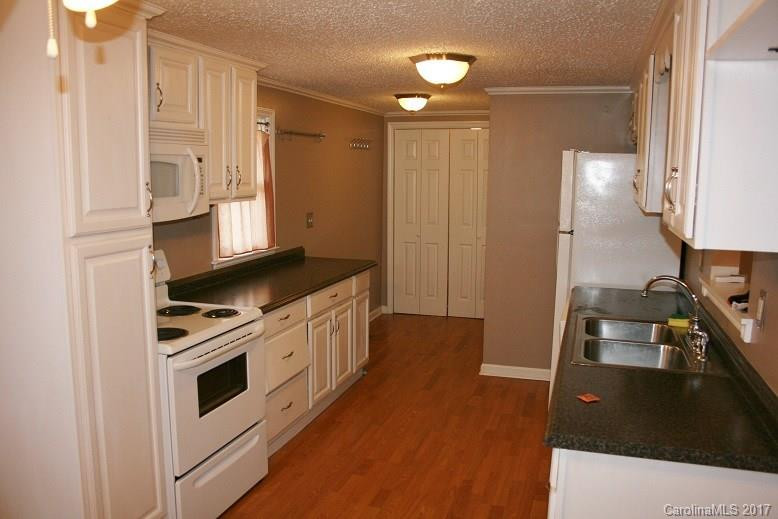 1597 Cove Road - Photo 4