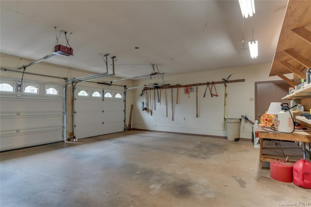 501 Plantation Drive - Photo 17
