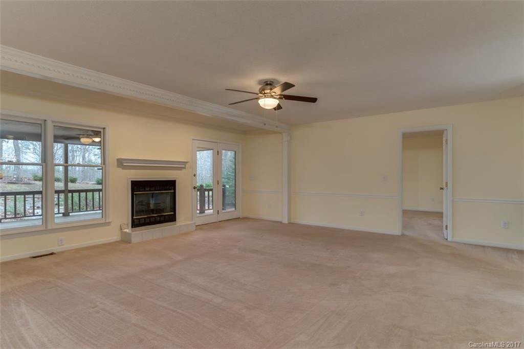 501 Plantation Drive - Photo 8