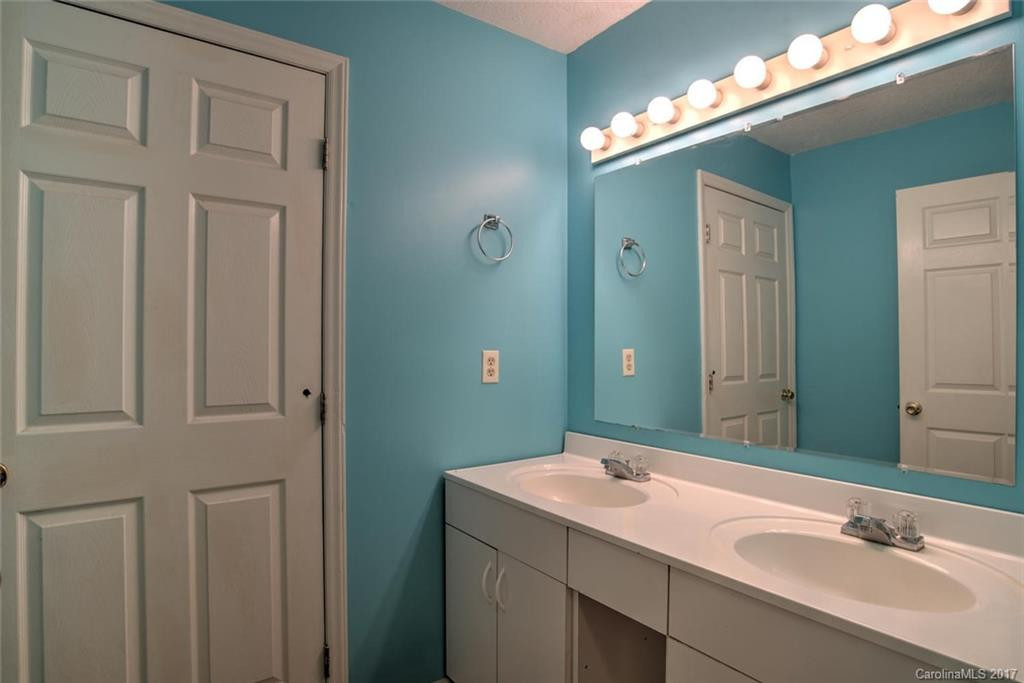 249 Roberts Road - Photo 16
