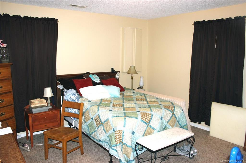 16 Maple Road - Photo 11
