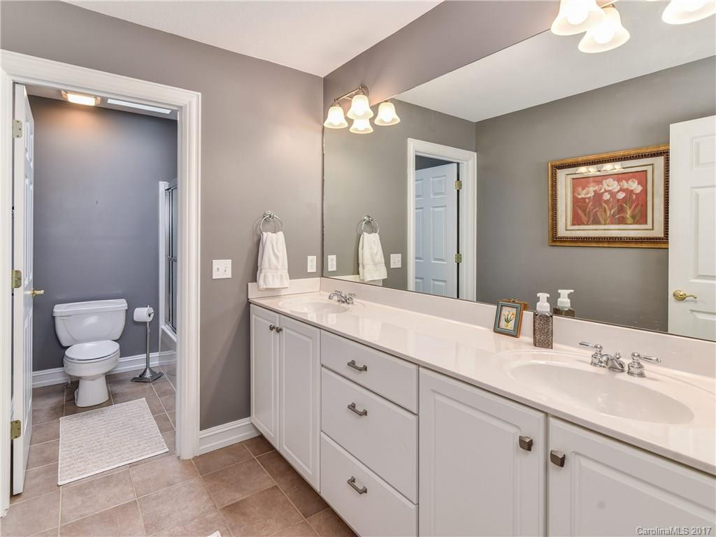 409 Oak Tree Lane - Photo 20