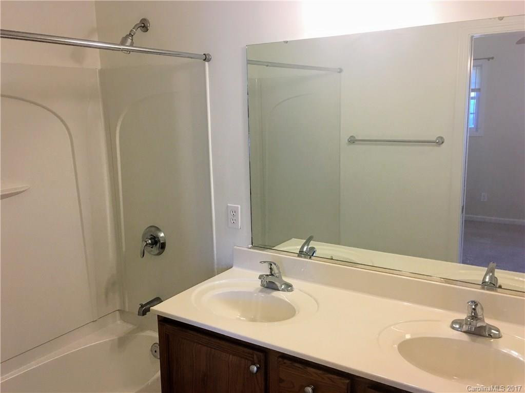112 Rotunda Circle #112 - Photo 10