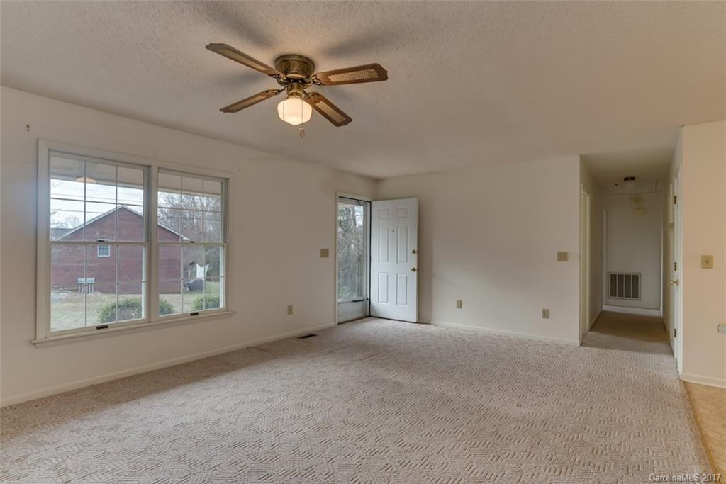 224 Lynch Street - Photo 6