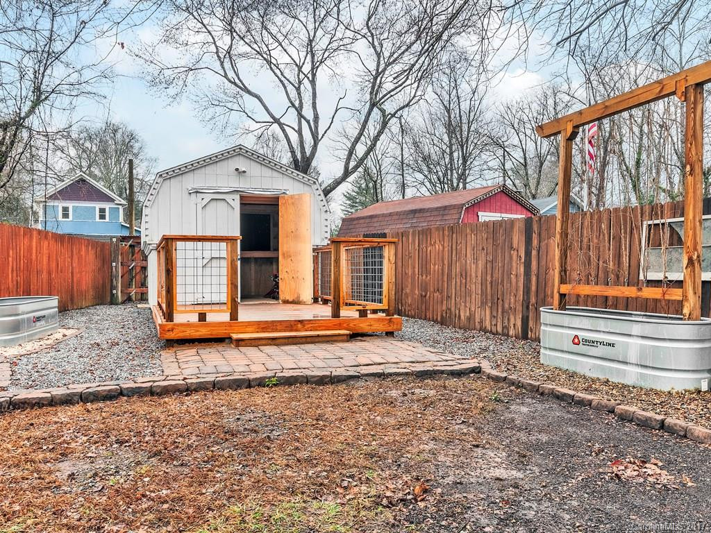 307 Spring Street - Photo 12