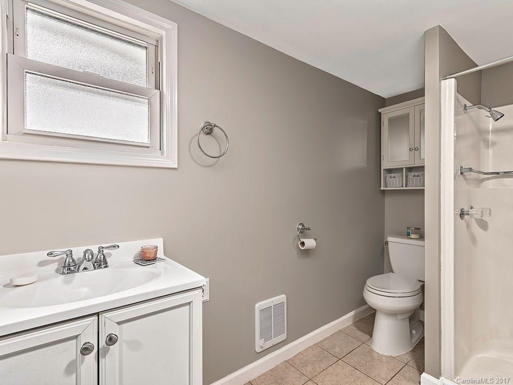 307 Spring Street - Photo 8