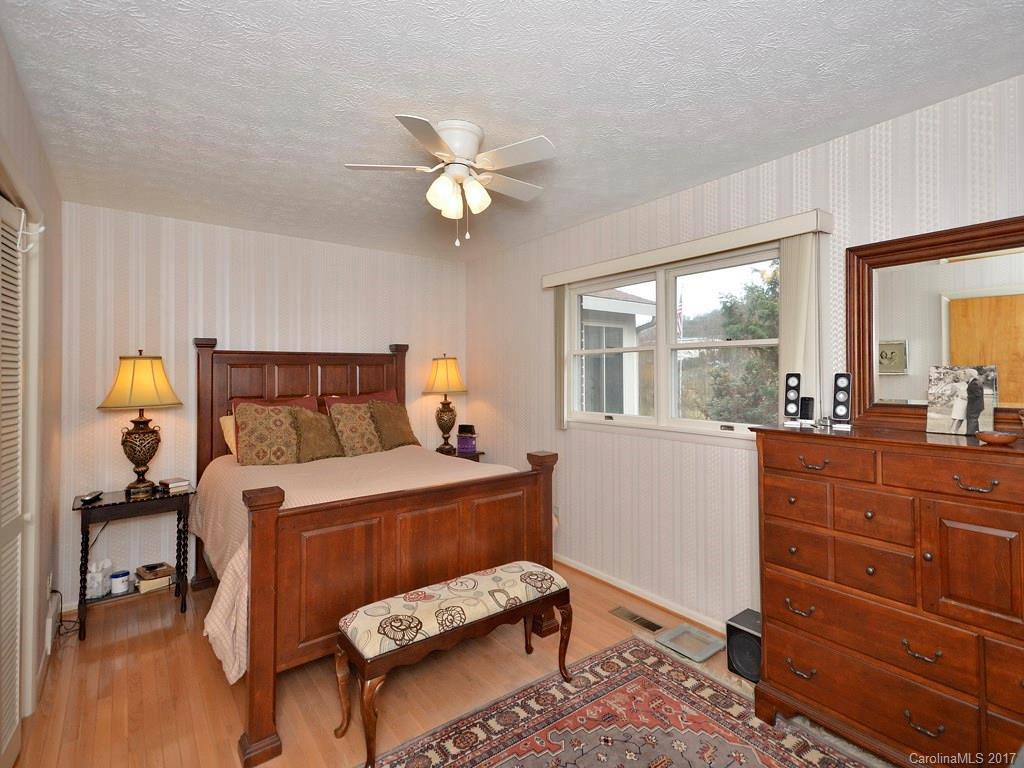 18 Ridgefield Place - Photo 14
