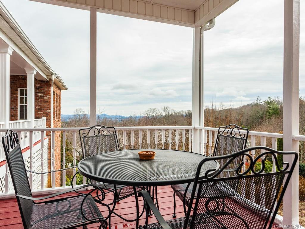 608 Carriage Commons Drive #608 - Photo 4