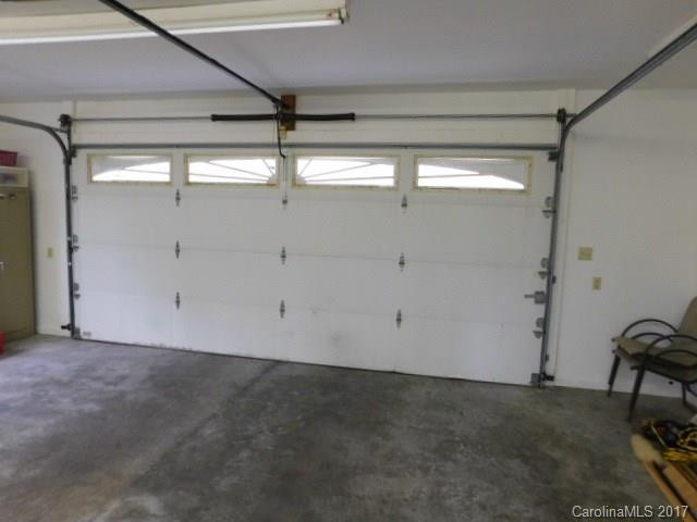 415 Overhill Drive - Photo 19