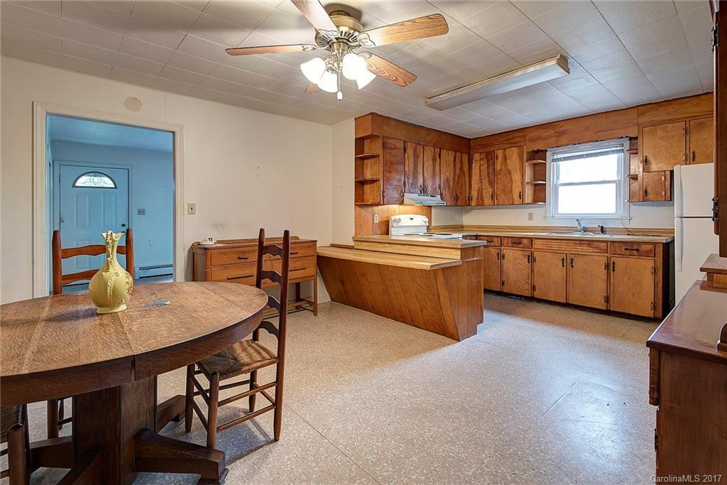 368 Oakmont Drive - Photo 3