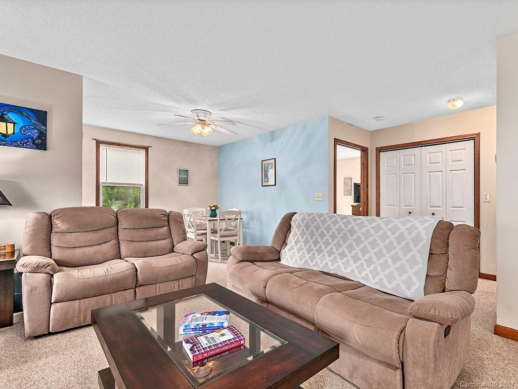 118 Savannah Woods Court - Photo 7