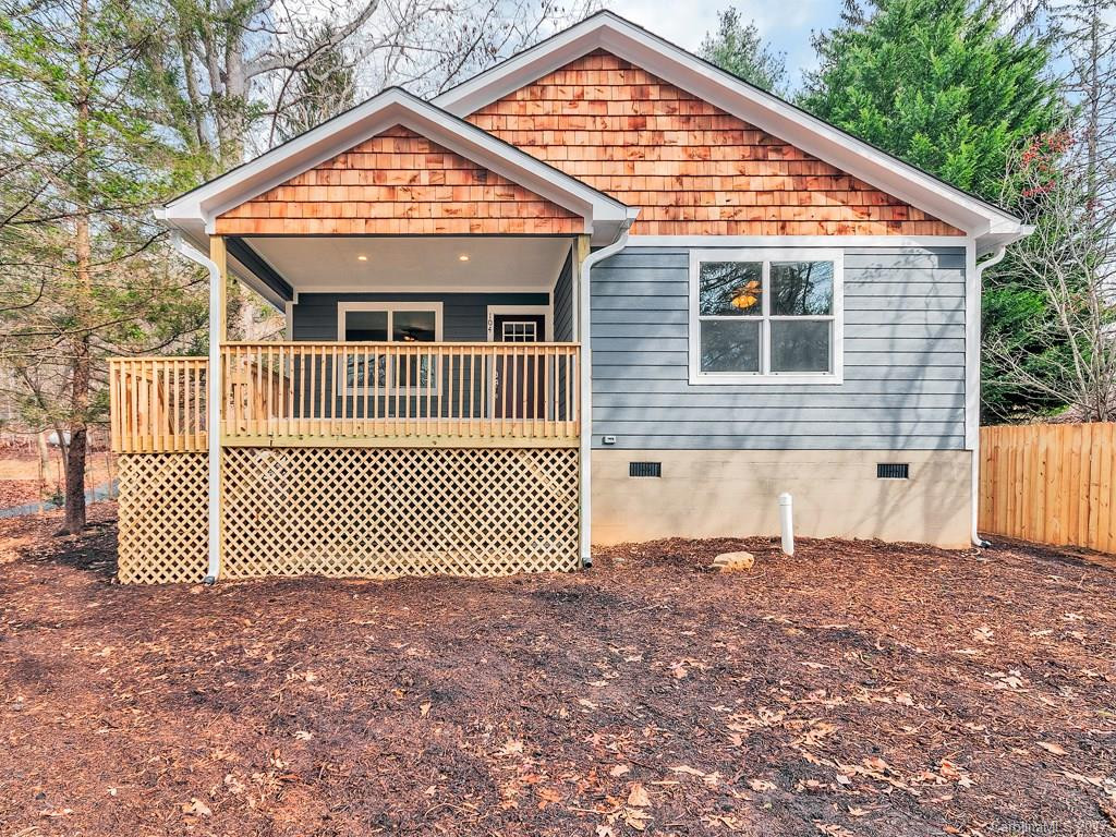 104 Park Ridge Avenue