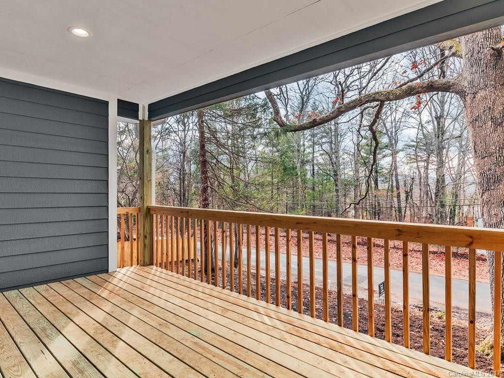 104 Park Ridge Avenue - Photo 2