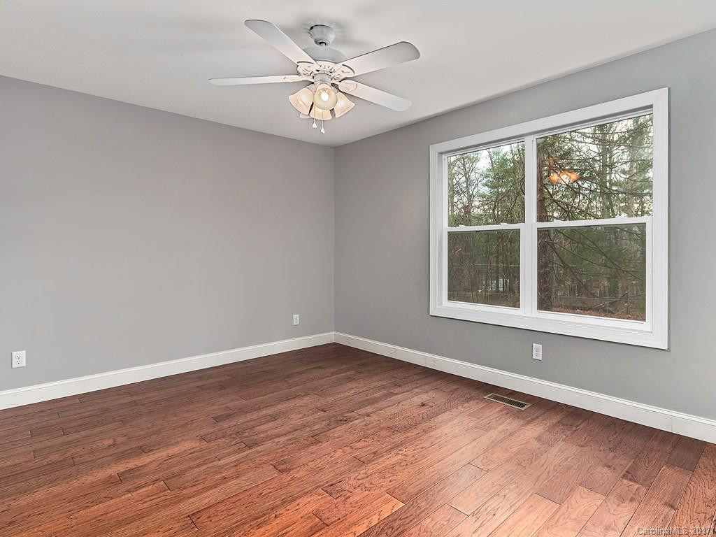 104 Park Ridge Avenue - Photo 11