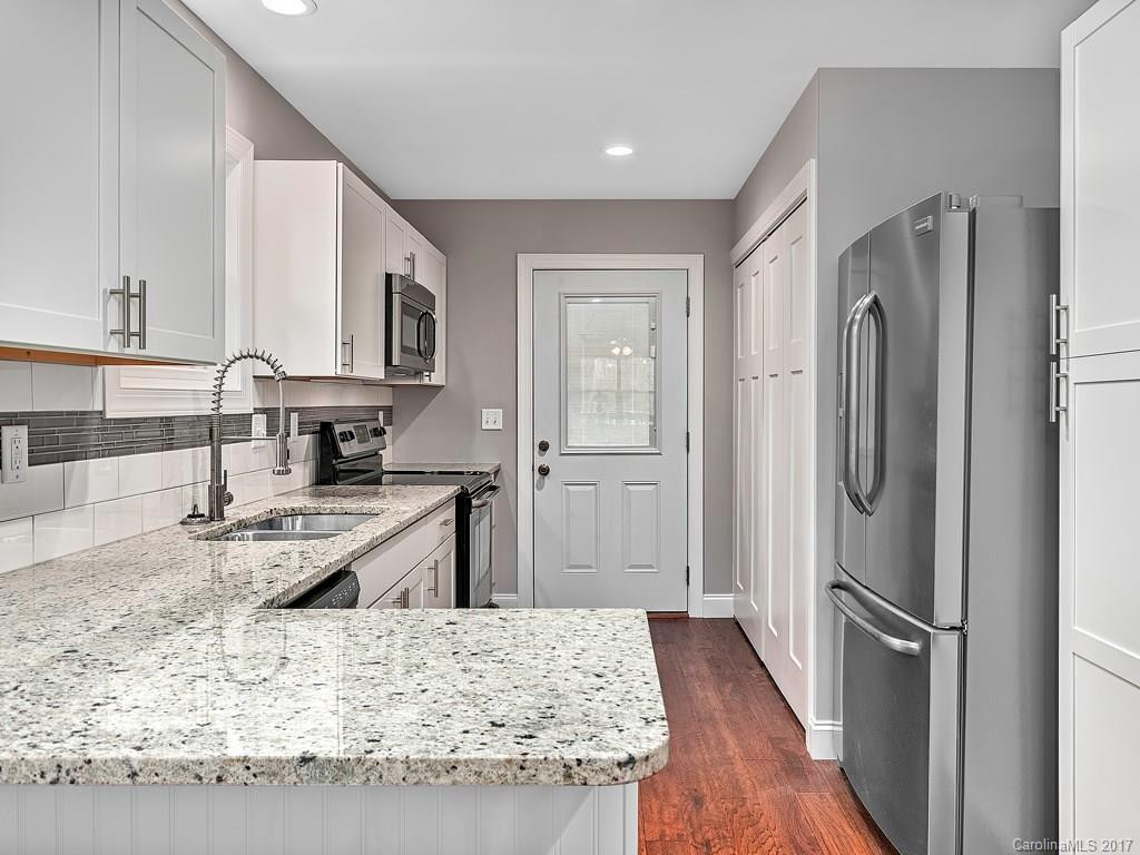 104 Park Ridge Avenue - Photo 5