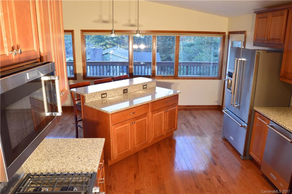 48 Applecross Road - Photo 4