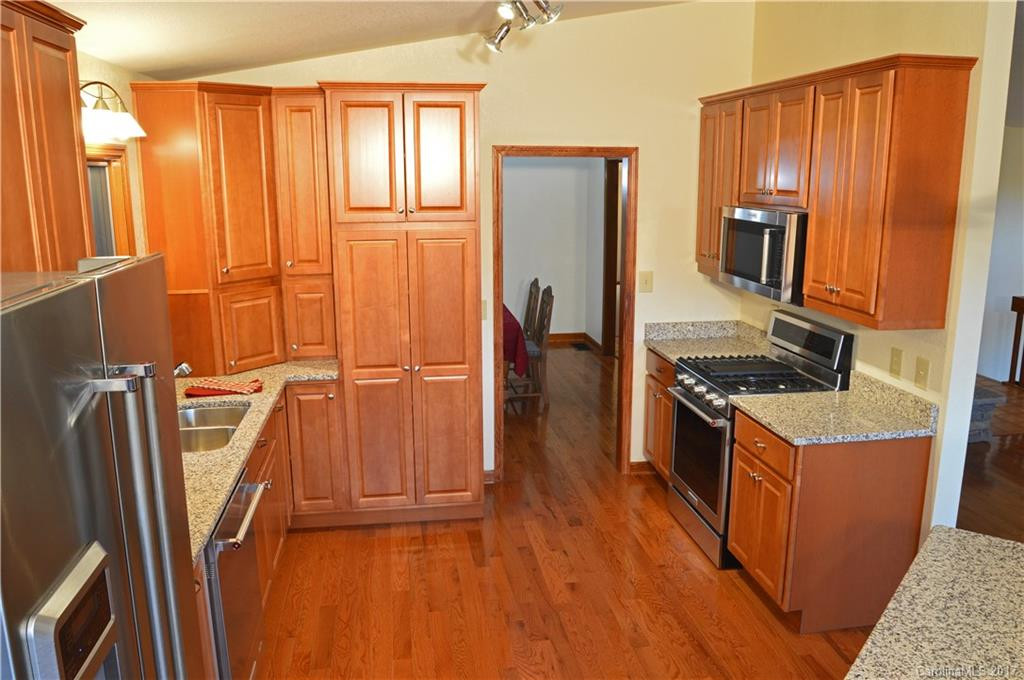 48 Applecross Road - Photo 5