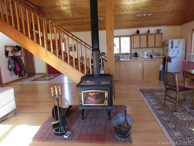 1030 Old Log Road - Photo 5