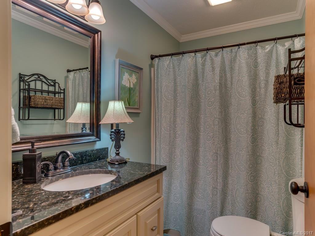 750 Pollys Mountain Road - Photo 9