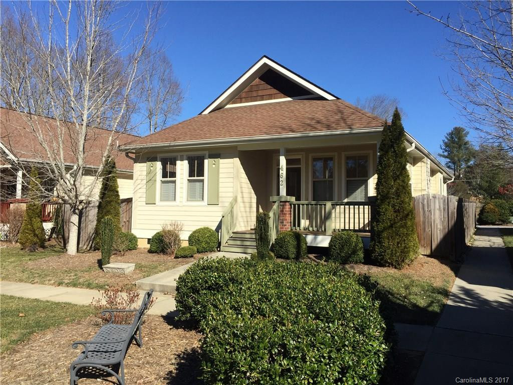 462 Village Green Way