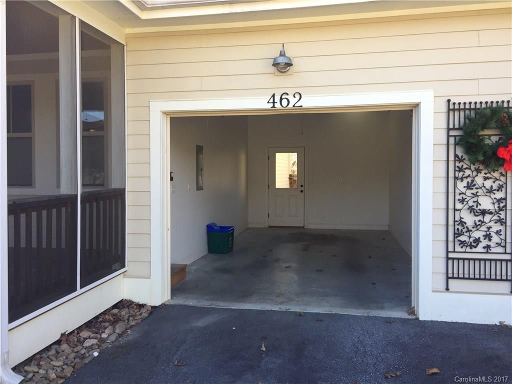 462 Village Green Way - Photo 18