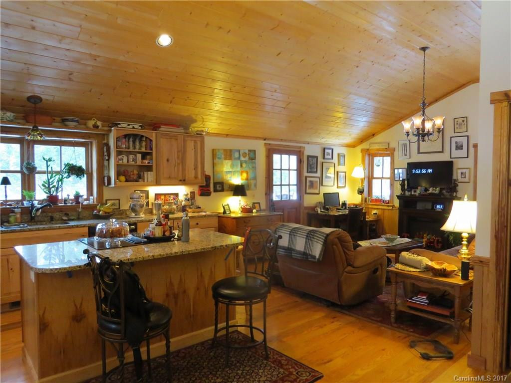 320 Resort Street - Photo 8