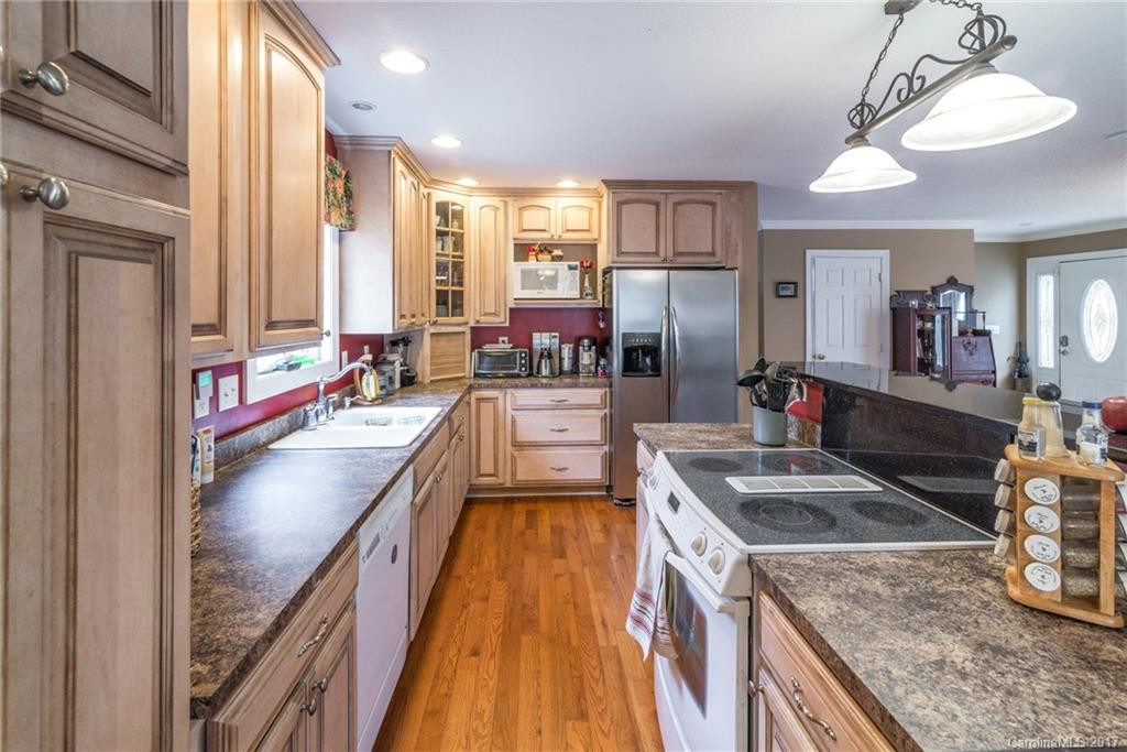 4 Sourwood Ridge Road - Photo 11