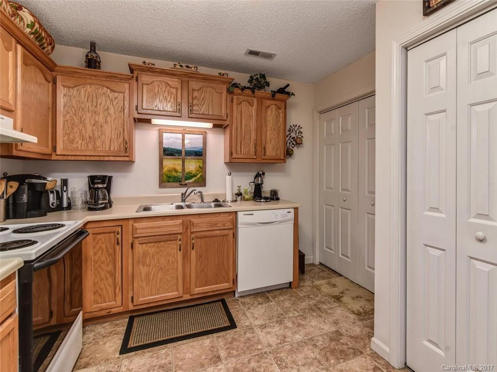 11 Krista Circle #E - Photo 11