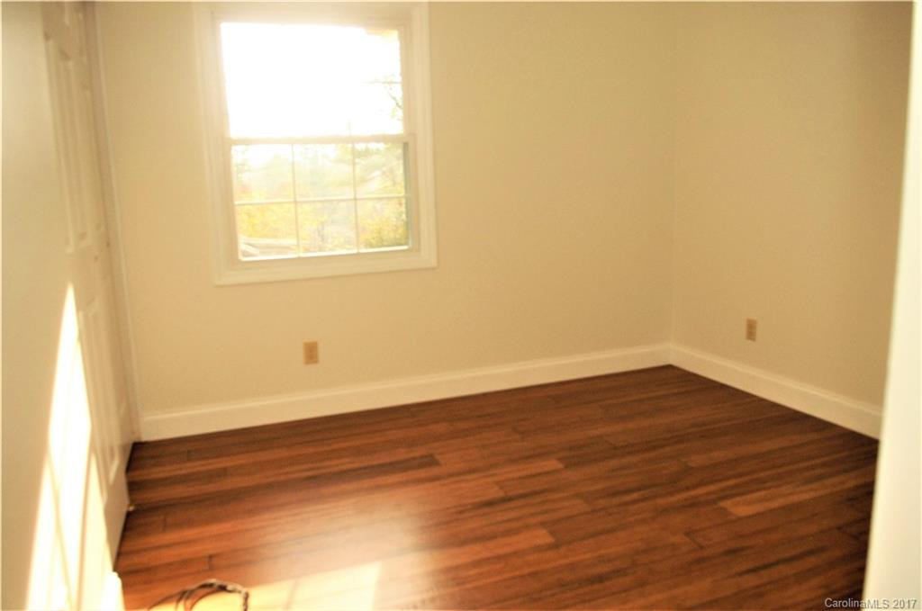 1082 Mountain View Street - Photo 14