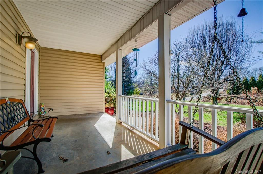 1911 Howard Gap Road - Photo 16